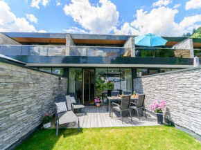Modern apartment with garden, with access to sauna